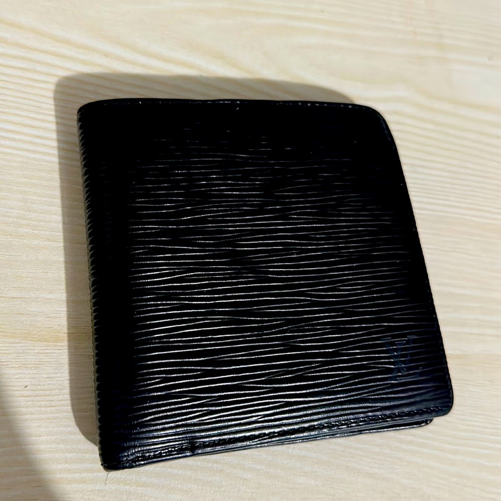Louis Vuitton Black Epi Bifold Wallet